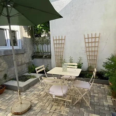 Le Pavillon Lorrain דירה